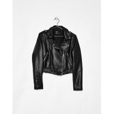  Bershka  Cropped biker jack 女士黑色皮外套 